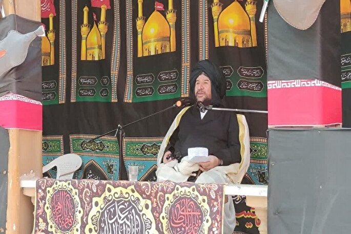 ادامه راه عاشورا در مقابله با ظالم زمان معنا می‌یابد