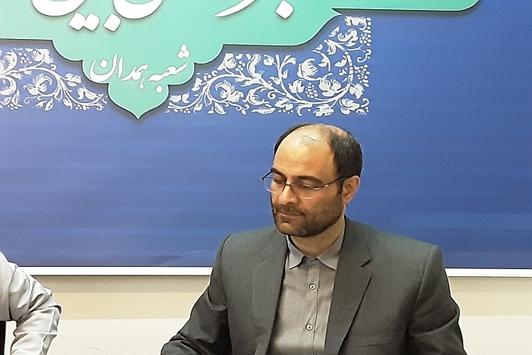 امیر کردکریمی، تحلیلگر سیاسی و عضو هئیت علمی دانشگاه فرهنگیان همدان