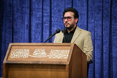 فیلم | تلاوت «حامد شاکرنژاد» در بزرگداشت شهدای جنگ 12 روزه