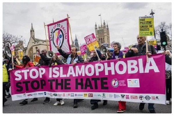 اسرائیل بزرگ‌ترین عامل تحریک علیه مساجد و گسترش اسلام‌هراسی در اروپا است