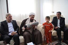 عکس | تجلیل از خانواده شهدای دفاع مقدس 12 روزه در اسدآباد