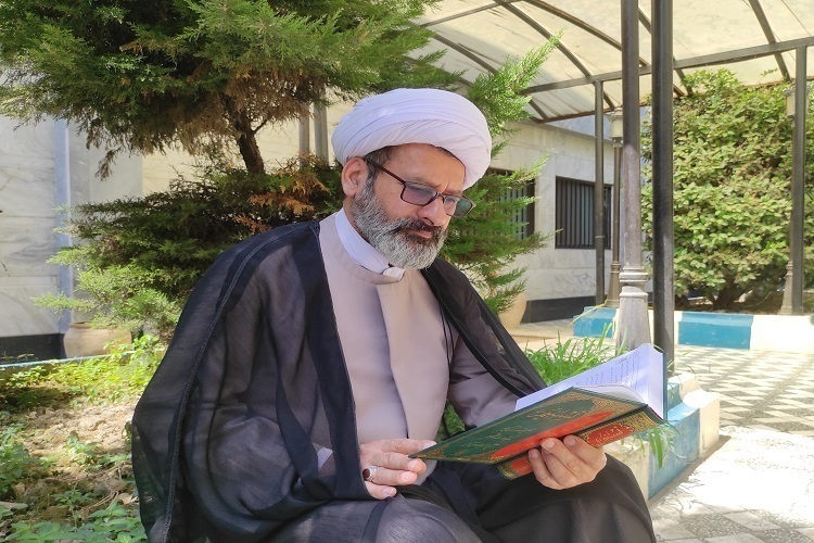 حجت‌الاسلام والمسلمین حسین مقدس، عضو هیئت علمی دانشکده علوم قرآنی ملایر