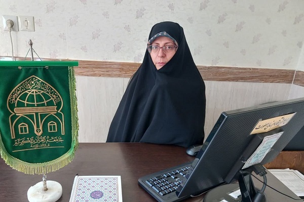 کتایون شهبازی، مدیر جامعةالقرآن بزرگسالان واحد خواهران همدان