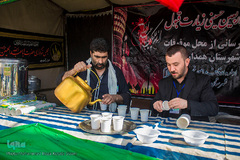 پذیرایی از زائران اربعین حسینی در موکب‌های همدان