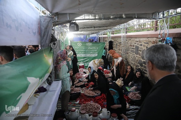 جشن ۱۸ کیلومتری عید غدیر در همدان