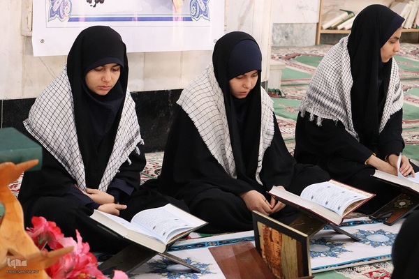 یازدهمین محفل انس با قرآن طرح شهید محمودی در ملایر