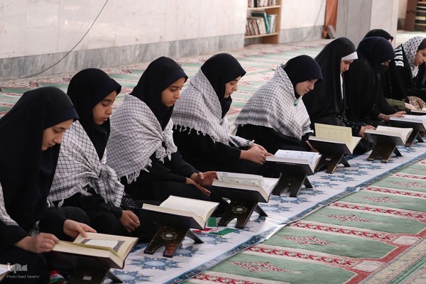 یازدهمین محفل انس با قرآن طرح شهید محمودی در ملایر