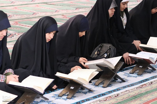 یازدهمین محفل انس با قرآن طرح شهید محمودی در ملایر