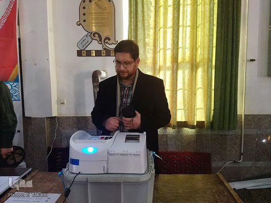 حضور حماسه ساز و پرشور ملایری ها در پای صندوق های رأی‎