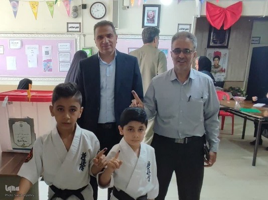 حماسه حضور مردم ولایتمدار ملایر در میدان تکلیف