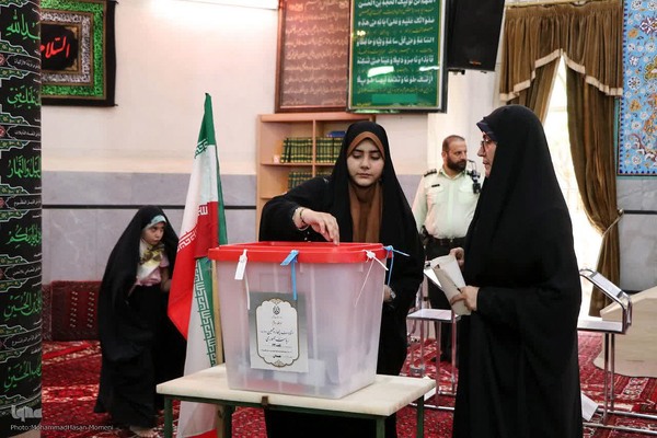 مرحله دوم انتخابات چهاردهمین دوره ریاست جمهوری