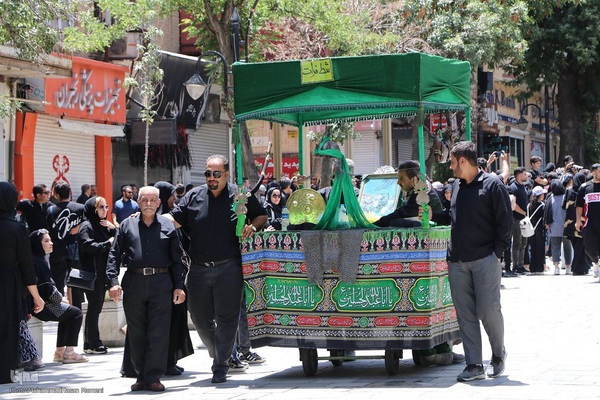 مراسم عزاداری عاشورا در همدان‎