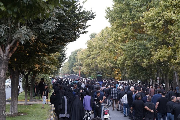 مراسم پیاده‌روی جاماندگان اربعین در شهرستان ملایر