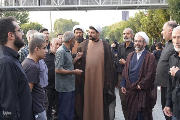 مراسم پیاده‌روی جاماندگان اربعین در شهرستان ملایر