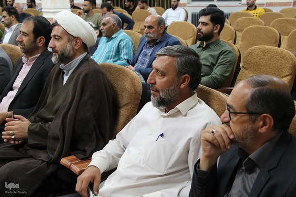 همایش تجلیل از خادمان اربعین حسینی علیه السلام درملایر‎