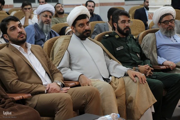 همایش تجلیل از خادمان اربعین حسینی علیه السلام درملایر‎