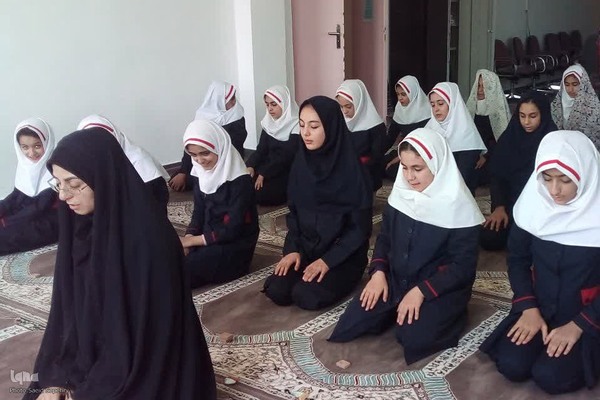 گرامیداشت شهدای جبهه مقاومت در مدارس ملایر