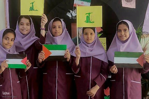 گرامیداشت شهدای جبهه مقاومت در مدارس ملایر