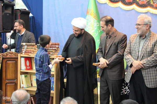 محفل اونس با قرآن کریم در ملایر