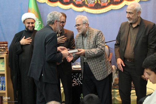 محفل اونس با قرآن کریم در ملایر