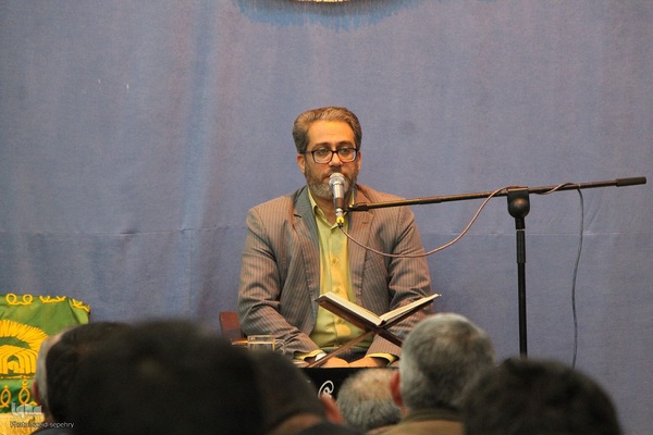 محفل اونس با قرآن کریم در ملایر