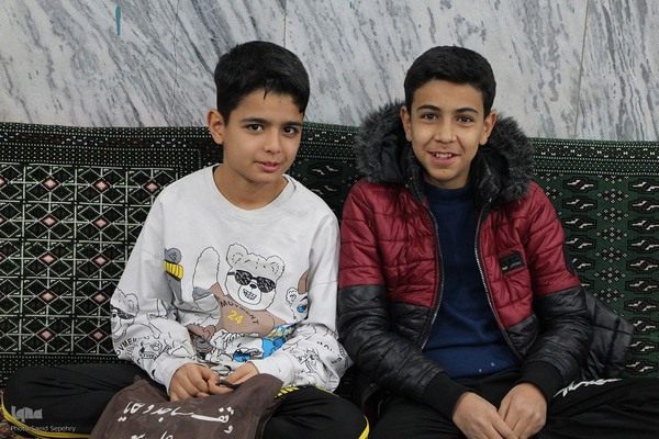 کرسی تلاوت قرآن به مناسبت ایام فاطمیه