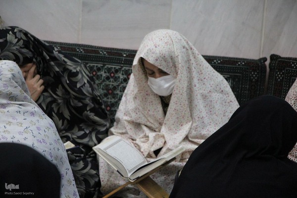 محفل انس با قرآن کریم به مناسبت فرارسیدن دهه فجر در ملایر