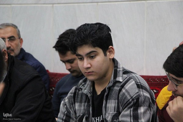 محفل انس با قرآن کریم به مناسبت فرارسیدن دهه فجر در ملایر