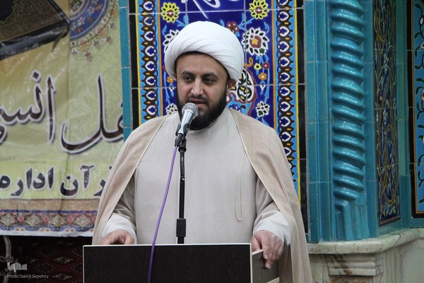 محفل انس با قرآن کریم به مناسبت فرارسیدن دهه فجر در ملایر