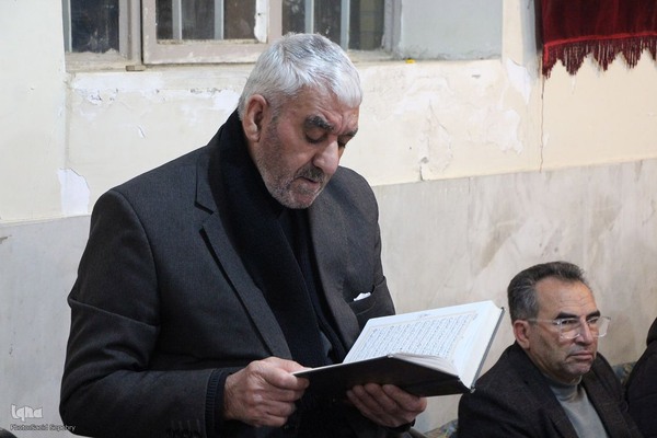 کرسی تلاوت قرآن در روستای آورزمان ملایر