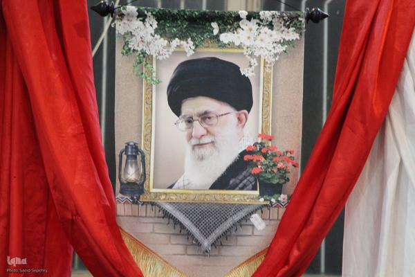 کرسی تلاوت قرآن در روستای آورزمان ملایر