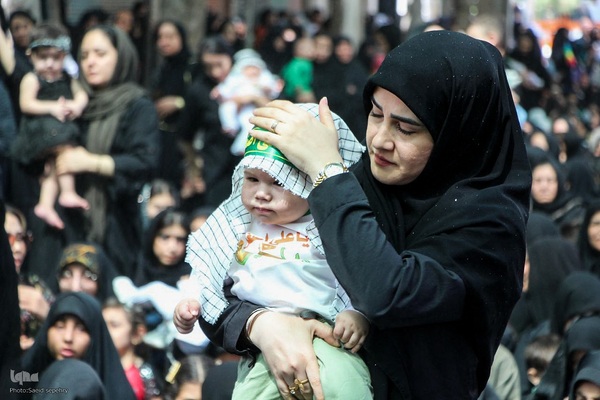 همایش بزرگ شیرخوارگان حسینی در ملایر