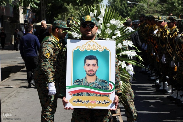 تشییع پیکر مطهر شهید مدافع وطن ستوان دوم هومن غیاثوند در ملایر