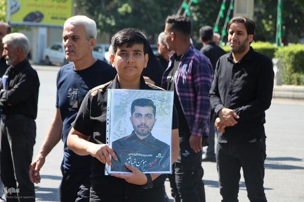 تشییع پیکر مطهر شهید مدافع وطن ستوان دوم هومن غیاثوند در ملایر