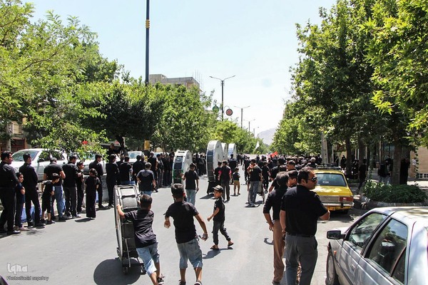 مراسم عزاداری روز عاشورا در ملایر