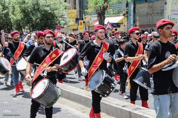 مراسم عزاداری روز عاشورا در ملایر