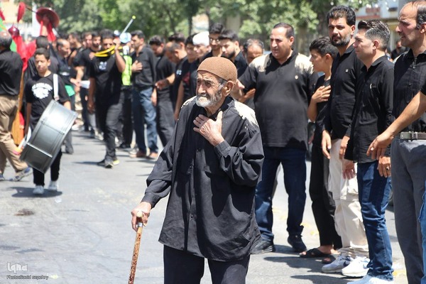 مراسم عزاداری روز عاشورا در ملایر