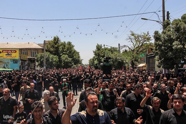 مراسم عزاداری روز عاشورا در ملایر
