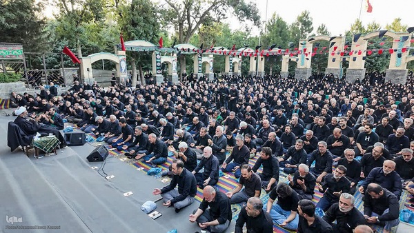 مراسم زیارت عاشورا در همدان‎