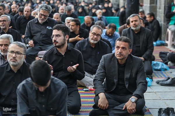 مراسم زیارت عاشورا در همدان‎