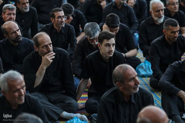 مراسم زیارت عاشورا در همدان‎