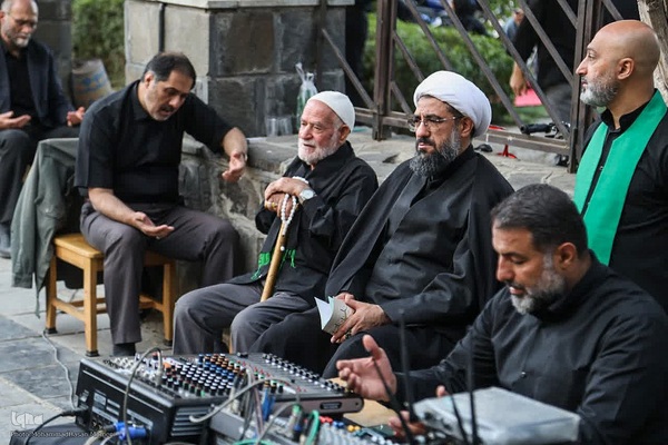 مراسم زیارت عاشورا در همدان‎