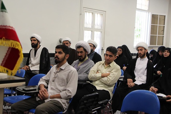 نشست تبیینی و تحلیلی جنگ ۱۲ روزه از منظر قرآن کریم