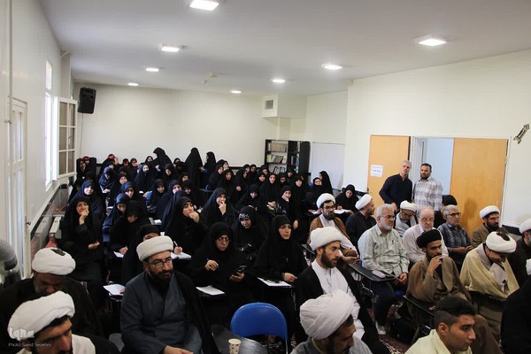 نشست تبیینی و تحلیلی جنگ ۱۲ روزه از منظر قرآن کریم