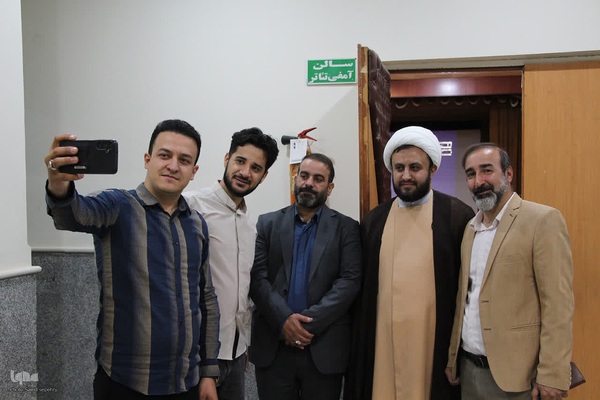 نشست تبیینی هیئت تراز ظهور در ملایر