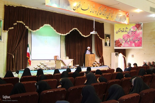 محفل انس با قرآن کریم و افتتاحیه طرح رسمی حفظ قرآن