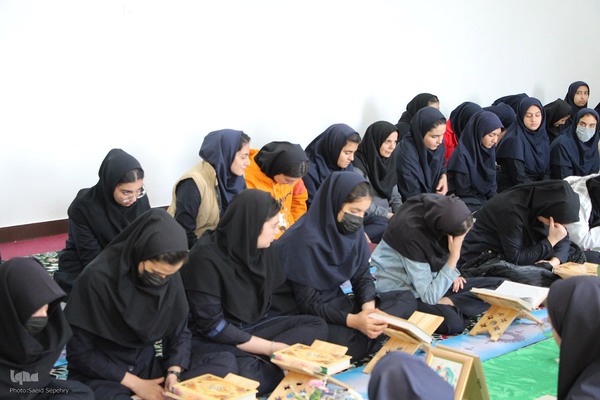 کرسی تلاوت قرآن در ملایر