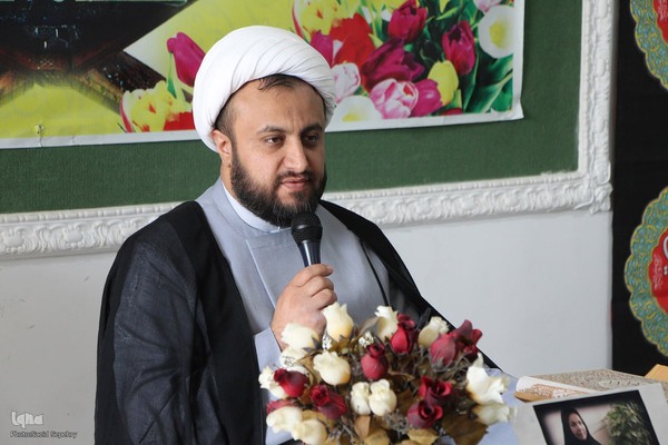 کرسی تلاوت قرآن در ملایر