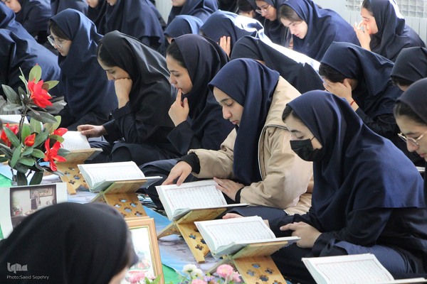 کرسی تلاوت قرآن در ملایر