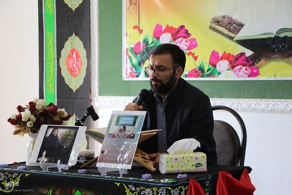 کرسی تلاوت قرآن در ملایر